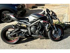 TRIUMPH STREET TRIPLE 765 RS