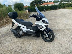 SCOOTER APRILLA SRMAX 125 CC