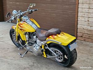 HARLEY DAVIDSON SPRINGER CVO 1800 SCREAMIN EAGLE