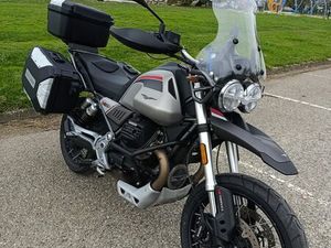 MOTO GUZZI V85 TT TRAVEL