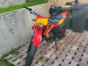 MOTO RIEJU MRT 50 CC