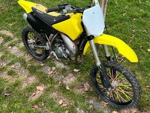 85 RM SUZUKI