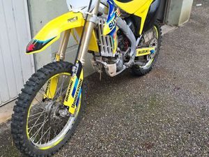 250 RMZ 2011