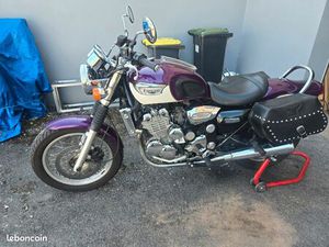 VENDS OU ÉCHANGE MOTO TRIUMPH