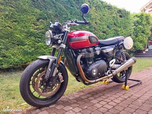 TRIUMPH SPEED TWIN 1200