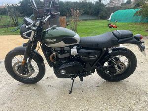 STREET SCRAMBLER 900