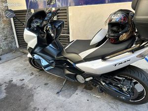 TMAX 500 ABS
