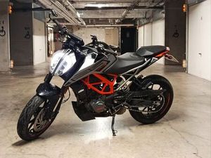 KTM DUKE 125 2021