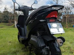 AV SCOOTER AGILITY 50 CC TRÈS BON ÉTAT