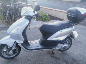 SCOOTER PIAGGIO FLY125