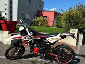 MOTO 50 CC RIEJU MRT TROPHY 2.0