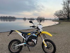 SURRON STORM BEE HOMOLOGUÉ