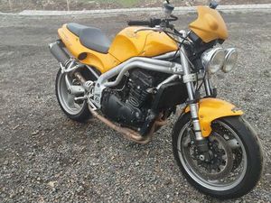 TRIUMPH SPEED TRIPLE