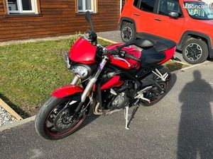 TRIUMPH STREET TRIPLE S 660 CC