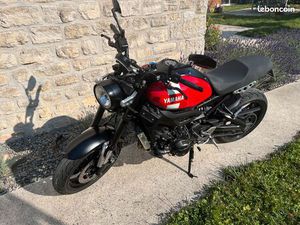 YAMAHA XSR 900