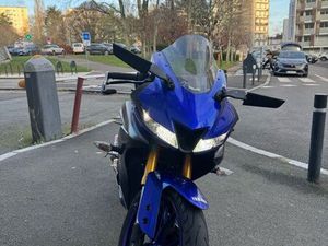 YZF R125