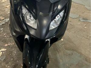 BMW SCOOTER 650 SPORT