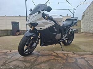 125 HYOSUNG GT SPORTIVE