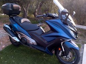 KYMCO AK 550