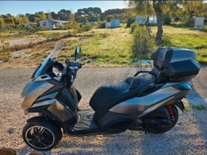 SCOOTER METROPOLIS 400 PEUGEOT