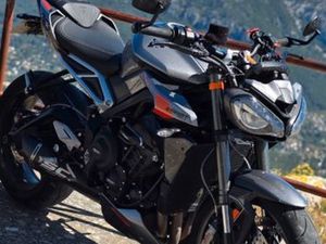 STREET TRIPLE 765 RS