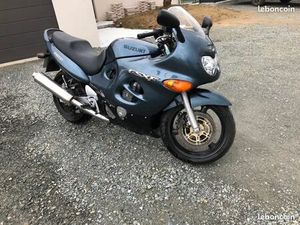 SUZUKI 750 GSXF
