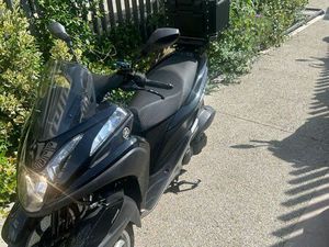 YAMAHA TRICITY 125