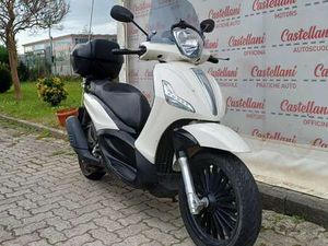 PIAGGIO BEVERLY 300 PIAGGIO BEVERLY 300 I.E. ANNO 2020 KM 25.200 BIANCO