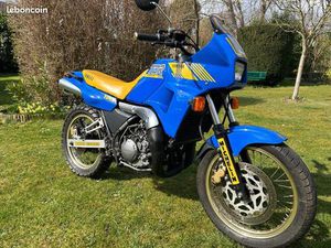 YAMAHA 240 TDR