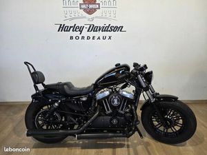 HARLEY DAVIDSON SPORTSTER FORTY-EIGHT 1200