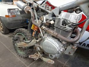 DIRT 250 CC A RETAPER MOTEUR NON BLOQUÉ