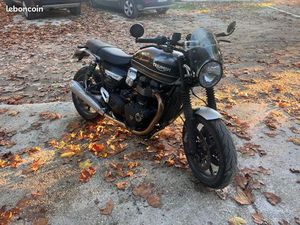 TRIUMPH SPEEDTWIN 1200 BLACK WEEK