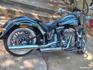 MOTO HARLEY SOFTAIL DELUXE