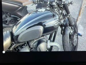 KAWAZAKI W 800 FULL BLACK