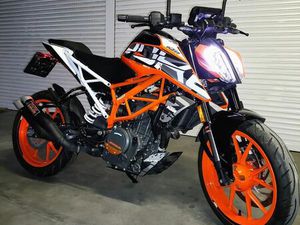 KTM DUKE