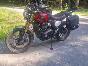 TRIUMPH SCLAMBLER 400 X KOLBUSZOWA