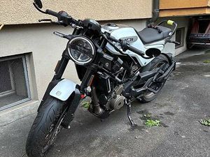 HUSQVARNA VITPILLEN 401 32KW CANTON LUCERNE -