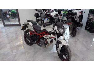 BENELLI BN 125 NAKED BIANCO