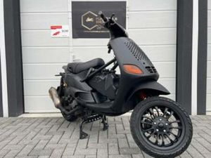 PIAGGIO ZIP TYPE 3 | 500CC | FULL MALOSSI | MOTORSCOOTER A2 — SCOOTERS | PIAGGIO — MARKTPLAATS