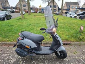 PIAGGIO ZIP 50 S 4T (2023) — SCOOTERS | PIAGGIO — MARKTPLAATS