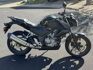 2016 HONDA CB300F