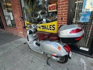 VESPA GTV 300IE FRESH SERVICE WITH TIRES