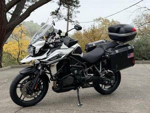 2018 TRIUMPH TIGER 1200 XRT – 18K MI – LUGGAGE, GPS, EXTRAS