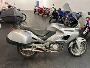 HONDA NT650V DEAUVILLE 647 CC