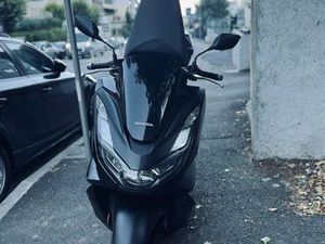 HONDA PCX125 (2022)