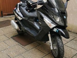 VENDS SCOOTERS PIAGGIO X-EVO