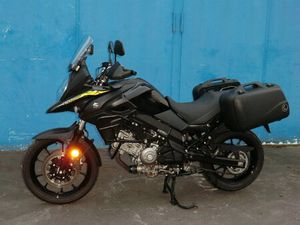 SUZUKI V-STROM 650