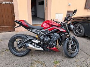 STREET TRIPLE 765 RS