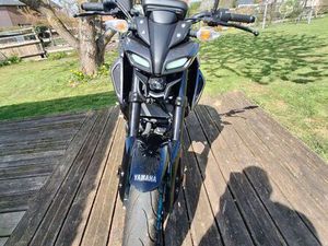 YAMAHA MT125