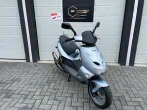 APRILIA SR 172CC TAKT | 9815 KM FULL MALOSSI | OCEAN BLUE — SCOOTERS | APRILIA — MARKTPLAATS